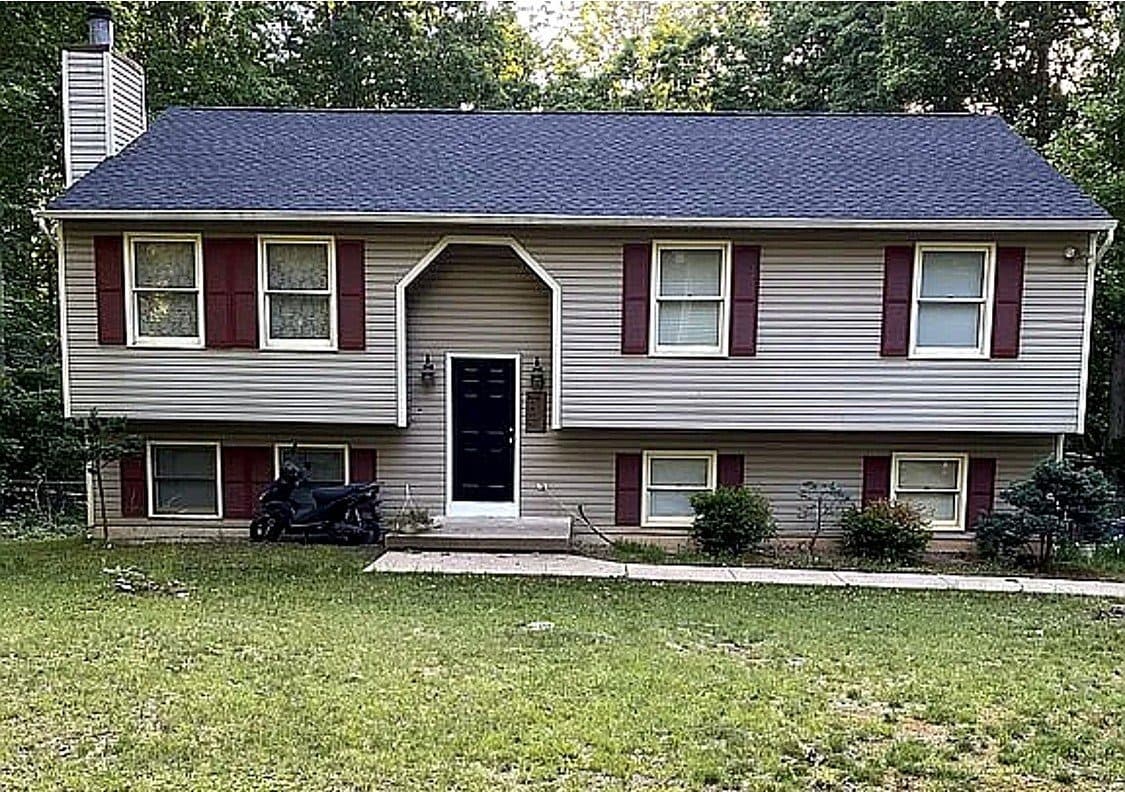 Roof replacement, Spotsylvania, VA. GAF Timberline HDZ, Charcoal.